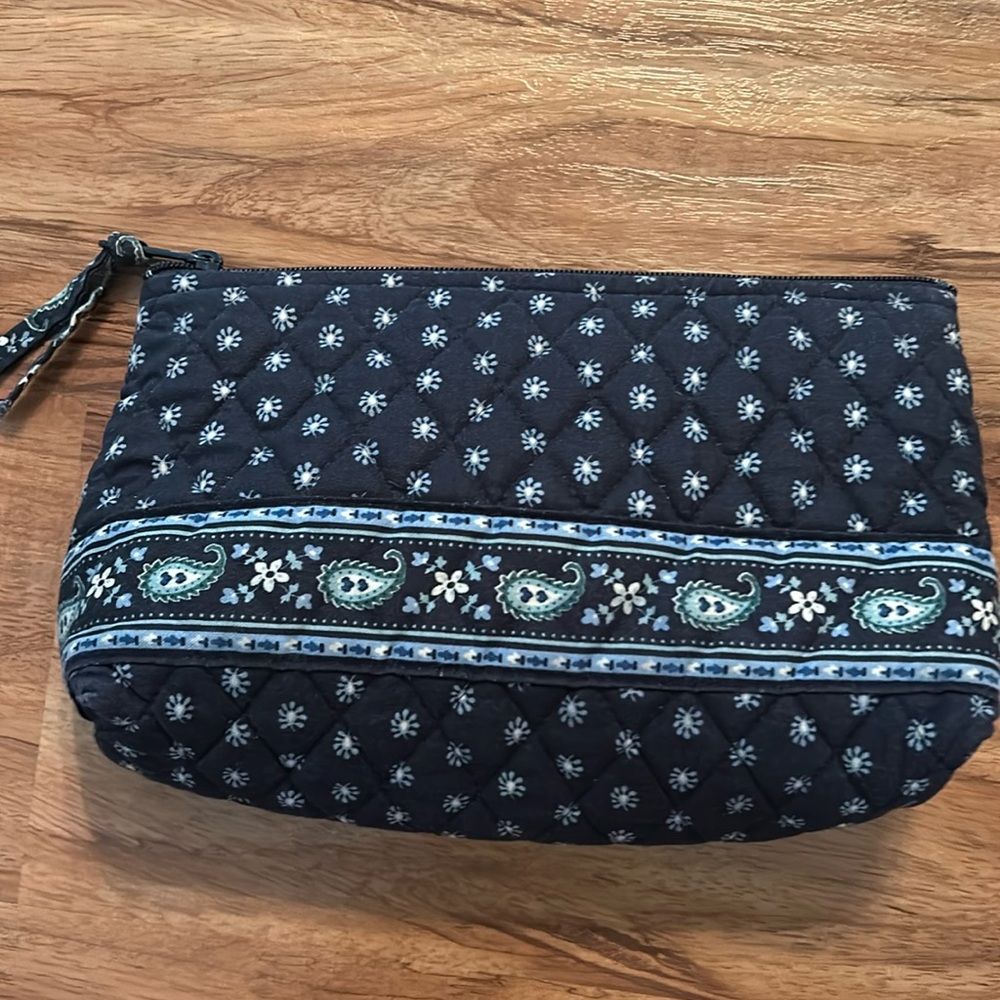 Vera Bradley make up bag